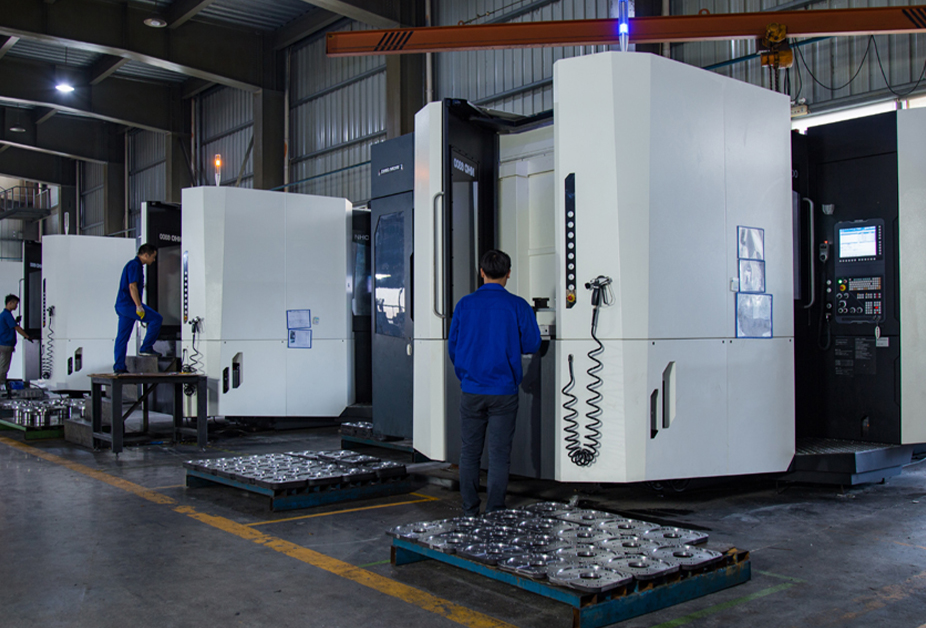 CNC machining center (3)